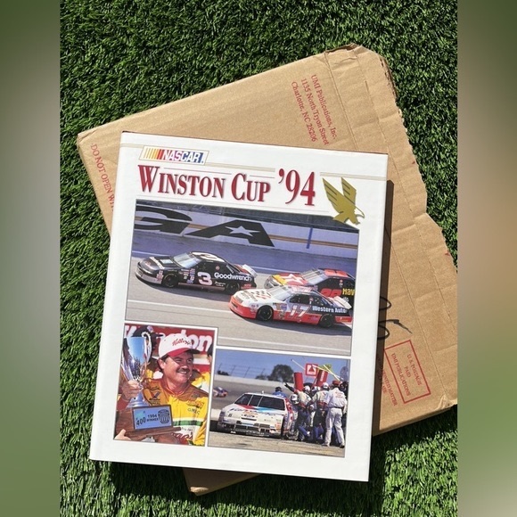 Nascar Winston Cup Series 1994 Yearbook - Picture 1 of 1